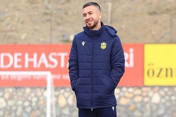 Türkiyə klubunda ayrılıq