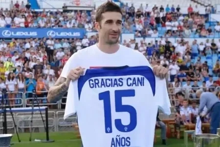 Saraqosa, Vilyarreal, Atletiko və Deportivonun sabiq futbol&ccedil;usu Kani insult ke&ccedil;irib