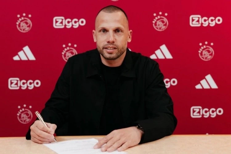 Ajax yeni teknik direktörünün adını açıkladı