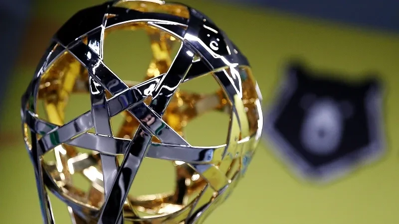 2025-ci ildə transferlərə ən çox pul xərcləyən ölkələr açıqlanıb