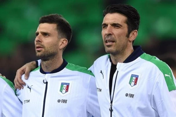 Buffon: Motta dəqiq məşqçidir