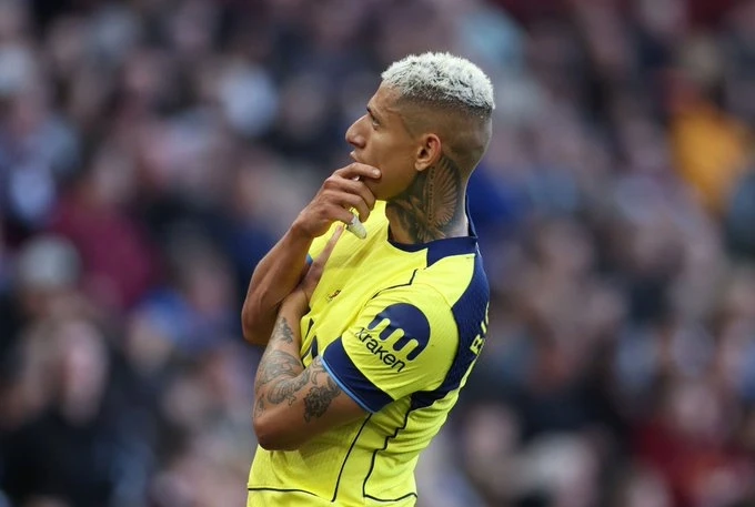 Richarlison Tottenhamun PL heyətinə daxil edilməyib