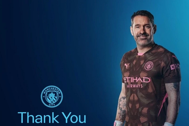 Manchester City did not renew Scott Carson's contract