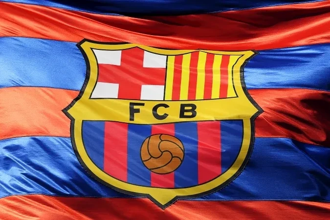 Şahzadə Məhəmməd bin Salman Barselonanı almaq istəyir, lakin klubun mülkiyyət modeli buna mane olur