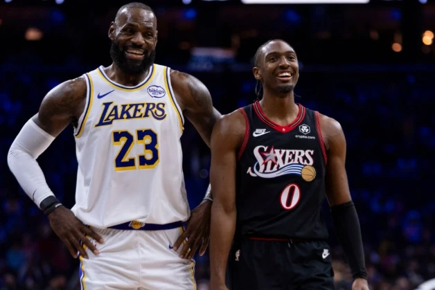 Los-Anceles Leykers Filadelfiya üzərində səfər qələbəsi qazandı, Luka Donçiç və Lebron Ceyms parladı