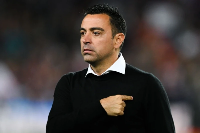 Xavi Vulverhemptonun baş məşqçisi ola bilər