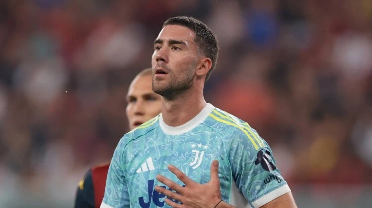 Fənərbaxça Yuventusun hücumçusu Duşan Vlahoviçlə maraqlanır