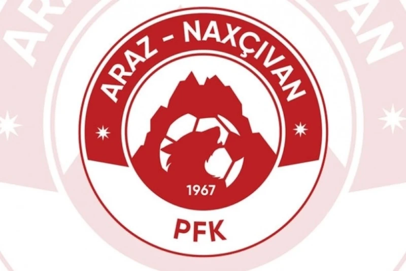 Araz-Naxçıvan mərkəz müdafiəçisi axtarır