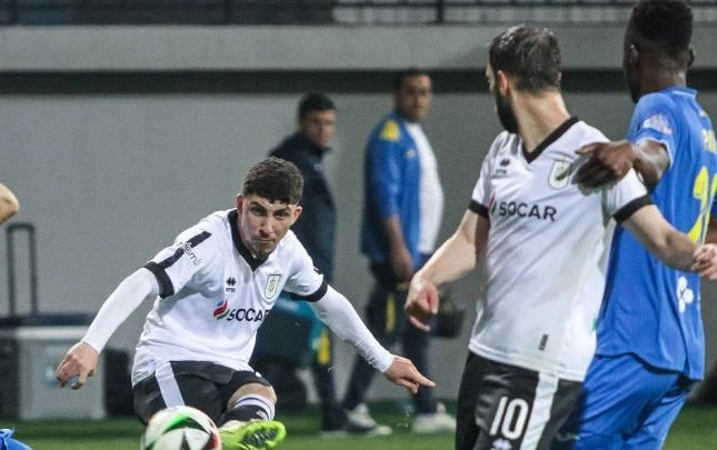 "Neftçi Arena"da 4 qol, 1 "qırmızı" - Video