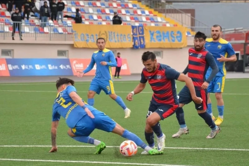 Şamaxı uduzub, Zirə Sumqayıtı gözləyir