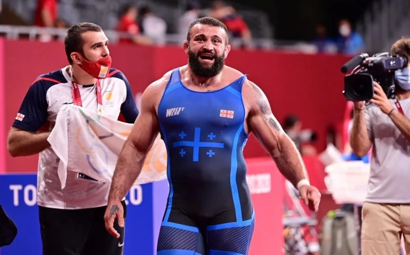 Dopinq testlərindən qaçan olimpiya medalçısı iki il müddətinə yarışlardan kənarlaşdırılıb