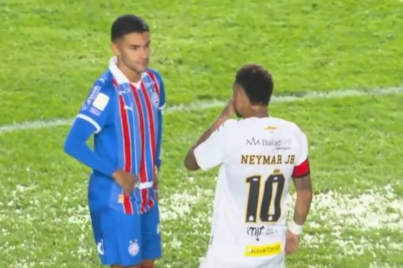 Neymar bir gündə qırmızı kart və siyasi video ilə gündəmə gəldi