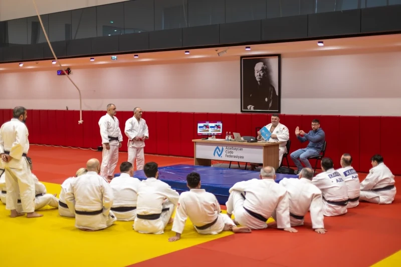 Daniel Lascau'nun Bakü'de Judo Hakemleri İçin Semineri