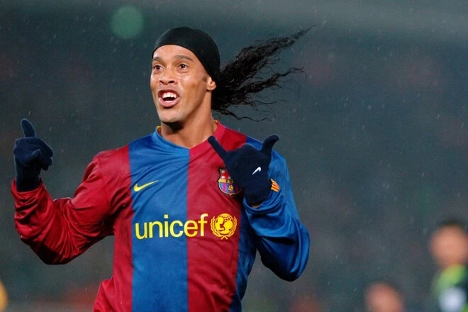 Ronaldinho names the strongest defenders he has faced