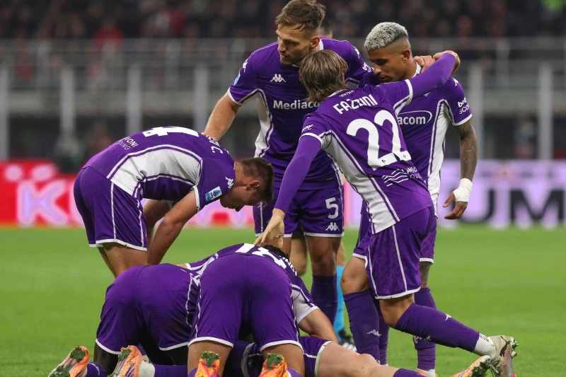 “Fiorentina” Crushes “Cremonese” to Win in Italian Championship