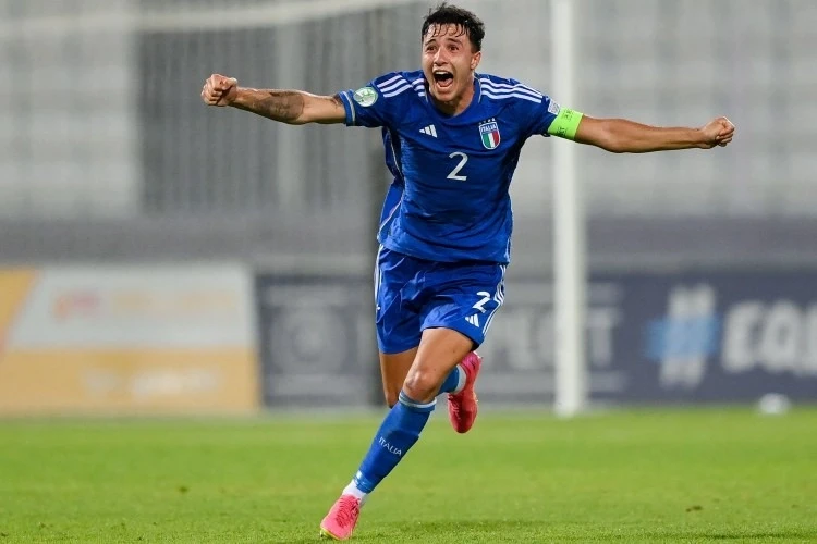 Qarabağın rəqibi Napoli futbolçusunu icarəyə göndərdi