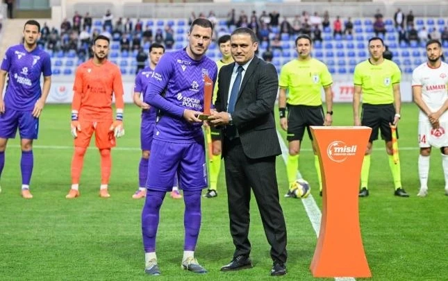 Nikola Ninkoviç Ayın qolu mükafatına layiq görülüb