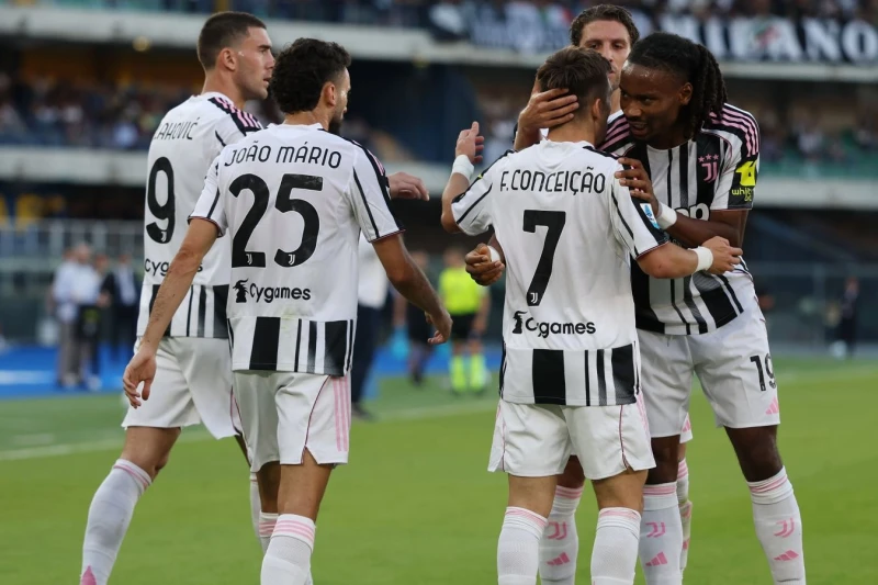 Yuventus Çempionlar Liqasına vəsiqə qazanmasa, maliyyə üçün oyunçu satacaq