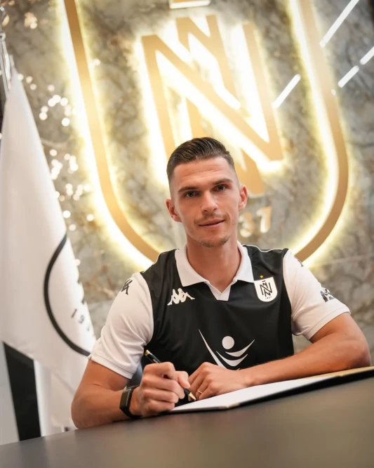 Neftçi Slovakiyalı Hücumçu Lyubomir Tuptanı Transfer Edib