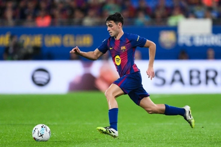 Pedri La Liqada Barselona tarixində 150 oyun keçirən ən gənc oyunçu olub