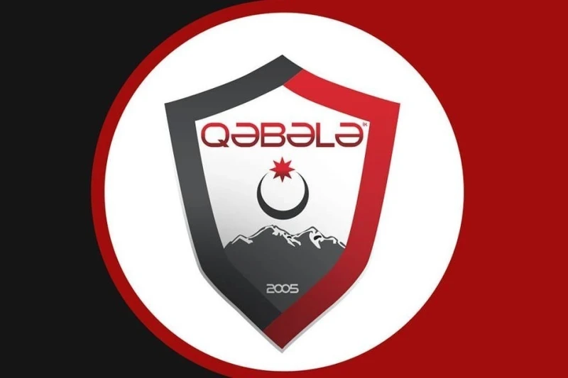 Qəbələ iki futbolçu ilə vidalaşdı