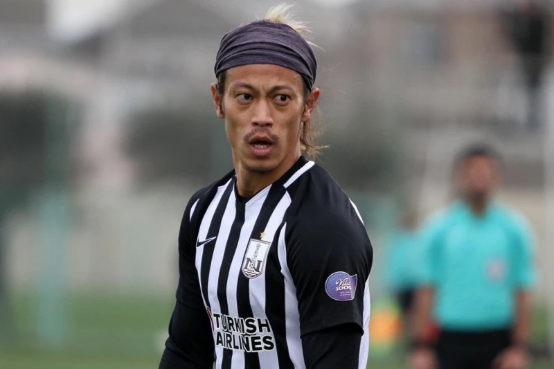 Keysuke Honda Dünya Rekordu Üçün Sinqapura Yollanır