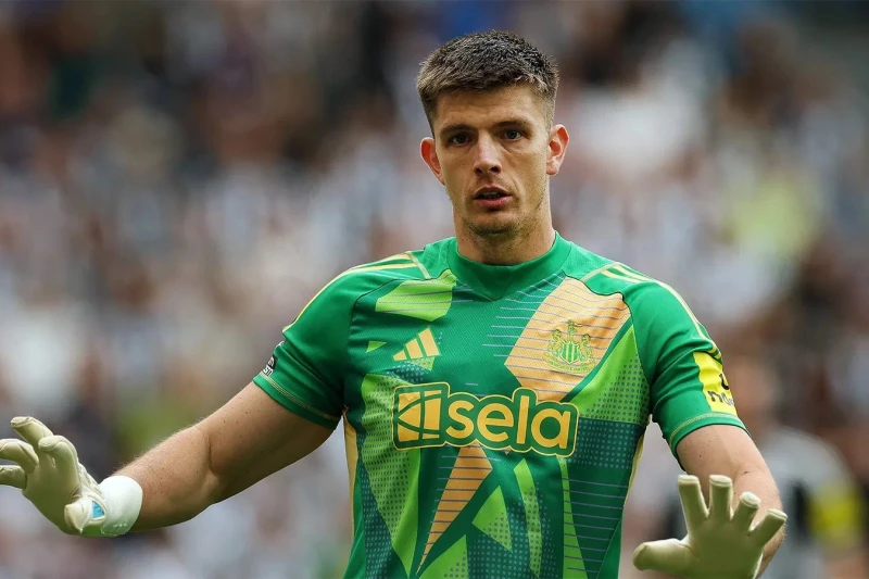 Nyukasl yeni qapıçı axtarışında: Poupa etimad yox, Ramsdeylə vidalaşma