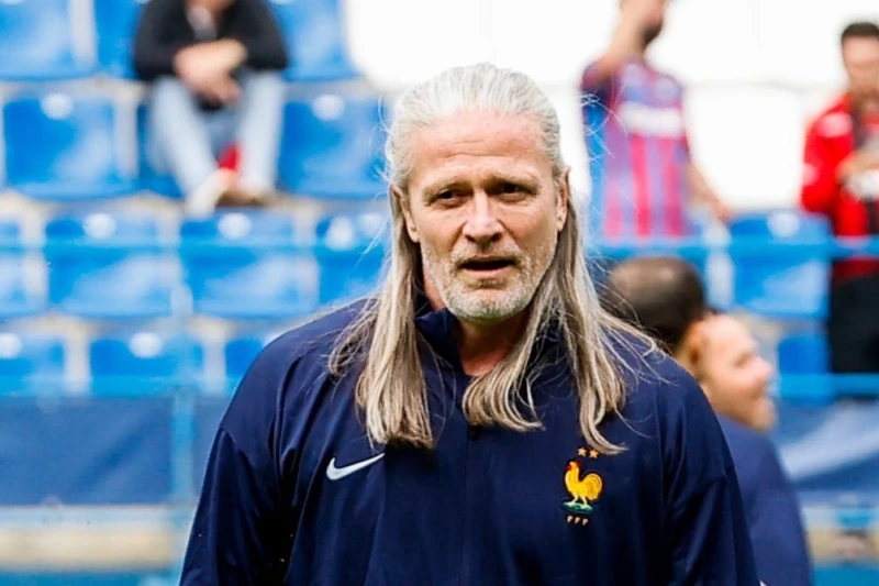 Эммануэль Пети: Барселона не сможет выиграть Лигу чемпионов с такой защитой