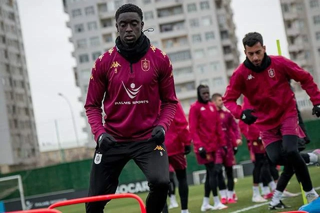 Neftçi Zirə oyununa hazırlaşır