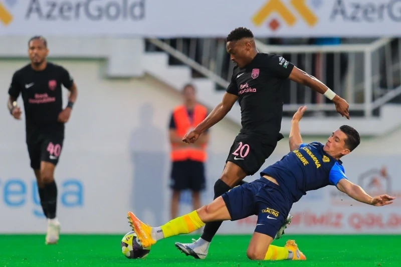 Joy-Lance Mickels, Avrupa kupalarında iki turnuvada gol krallığı listesinde