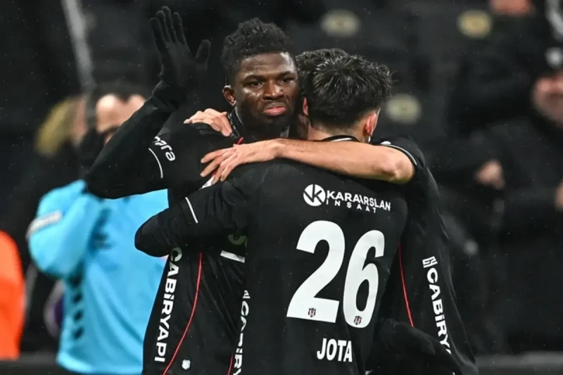 Beşiktaş Defeats Kayserispor with Last-Minute Goal