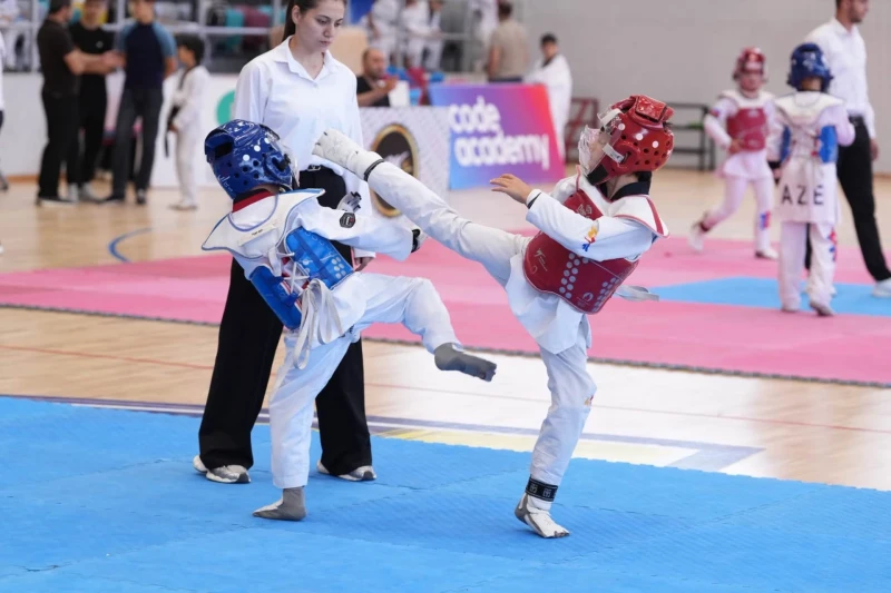 Gəncədə taekvondo şəhər birinciliyi keçirilib