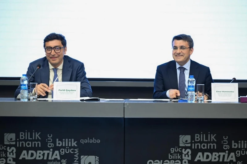 Fərid Qayıbov ölkəmizi uğurla təmsil edən Azərbaycan idmançıları ilə görüş keçirib - FOTO