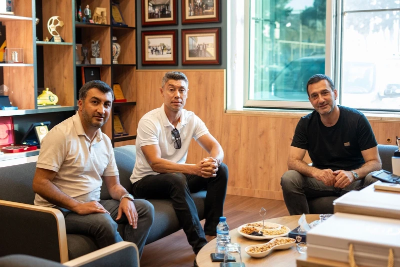 Cooperation Opportunities Between Qarabag and Portimonense Discussed