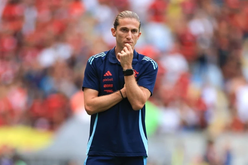 Filipe Luis's dismissal from Flamengo was due to negotiations with BlueCo