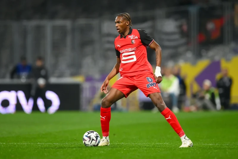 Liverpul Ceremi Jakaya görə 60 milyon funt sterlinq ödəyəcək