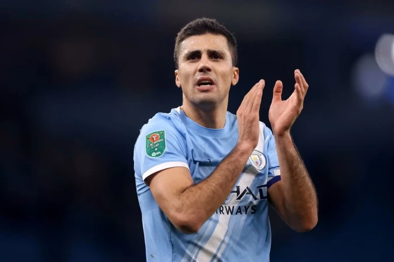 PSJ ve Barselona, Rodri için Real ile rekabet ediyor