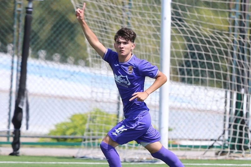 Grafičar wants to transfer Islam Hasanov, Crvena Zvezda may return