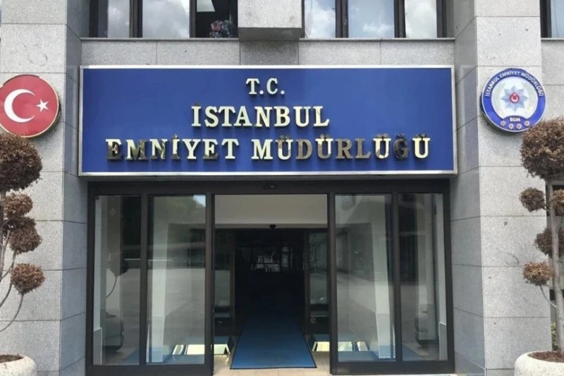 Türkiye'de Bahis Skandalı: 600'e Yakın Futbolcu Sorgulandı, Hakemler Görevden Uzaklaştırıldı