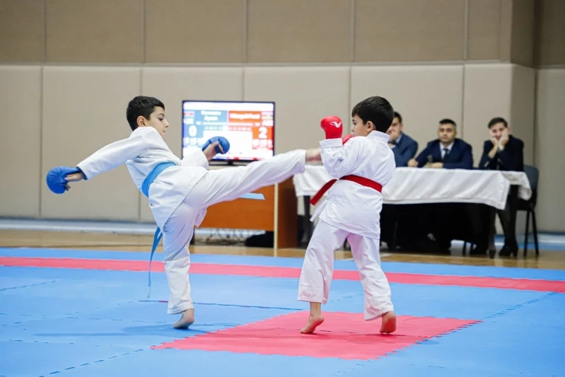 Karate üzrə muxtar respublika çempionatı və birinciliyi keçirilib