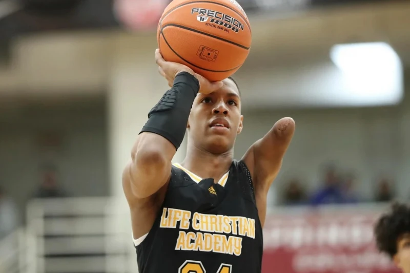 Hansel Enmanuel Yeni Sezona Başarılı Başladı: Tek Kollu Basketbolcudan Etkileyici Performans