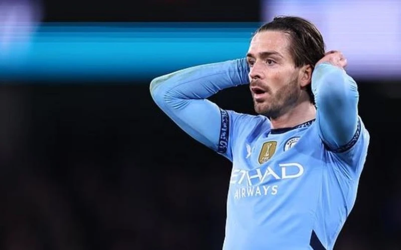 Napoli shows interest in players from Manchester City and Manchester United