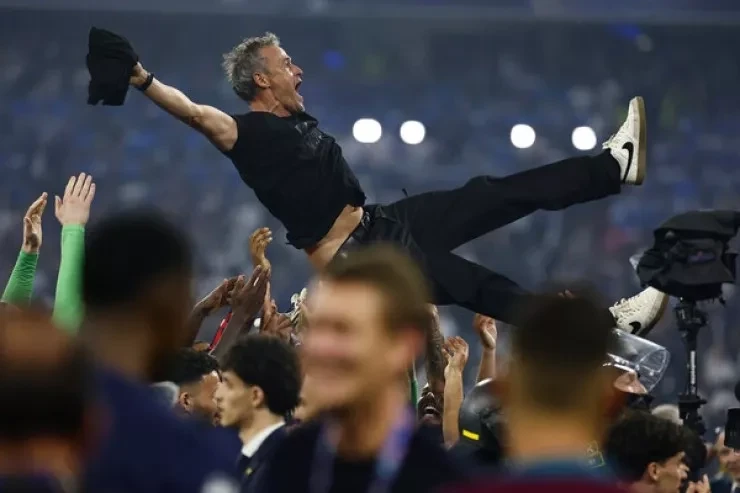 Luis Enrike ad günündə futbol&ccedil;uları dəvət etdi, &ouml;z&uuml; iştirak etmədi