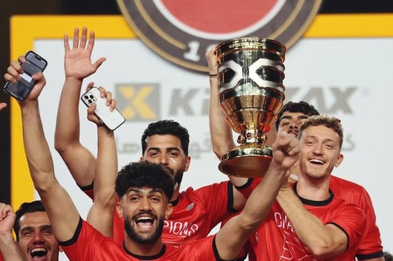 Tractor vs. Esteghlal in the first round of the Iranian Championship