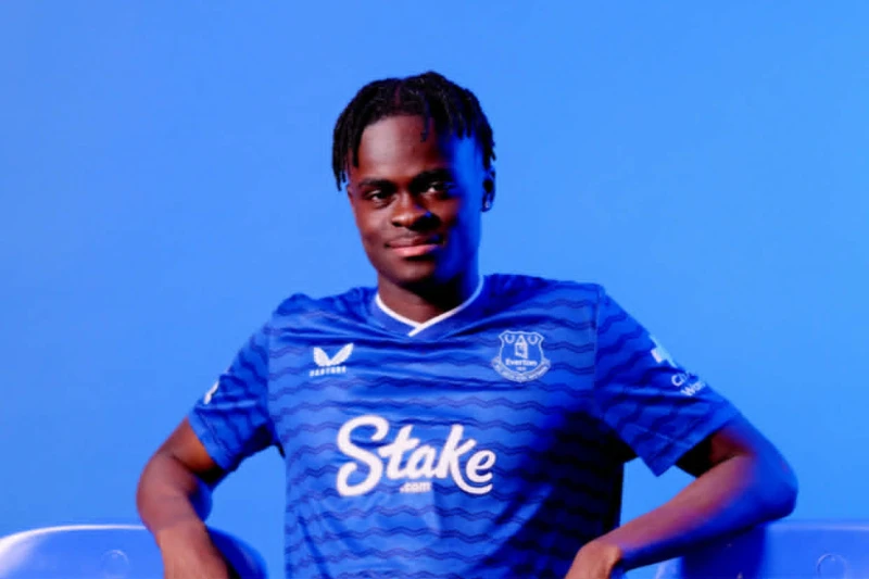 Everton Tayrik Corcu transfer etdi