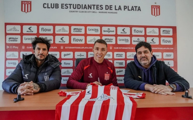 Estudiantes Musleranı transfer etdiyini açıqladı