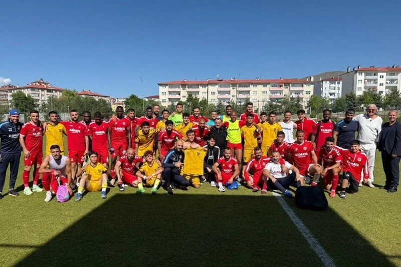 Araz-Naxçıvan Bayburtsporu darmadağın etdi - 14:0