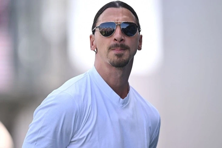 Zlatan İbrahimoviç "Milan-2026" Qış Olimpiya Oyunlarının məşəlini daşıdı