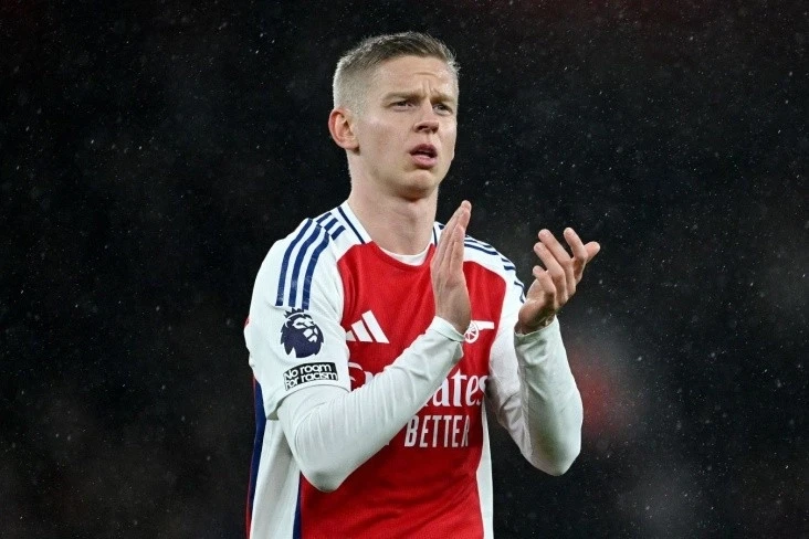 Zinchenko's high salary demands make transfer to Porto difficult