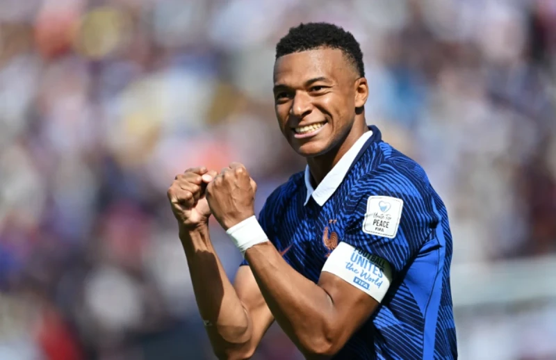 Kilian Mbappe dünya çempionatlarında bombardirlik sıralamasında üçüncü yerdə